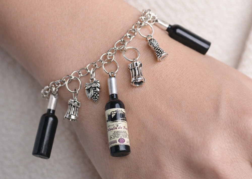 Silver Tone 7 1/2" Wine Themed 10 Pc Charm Bracelet New